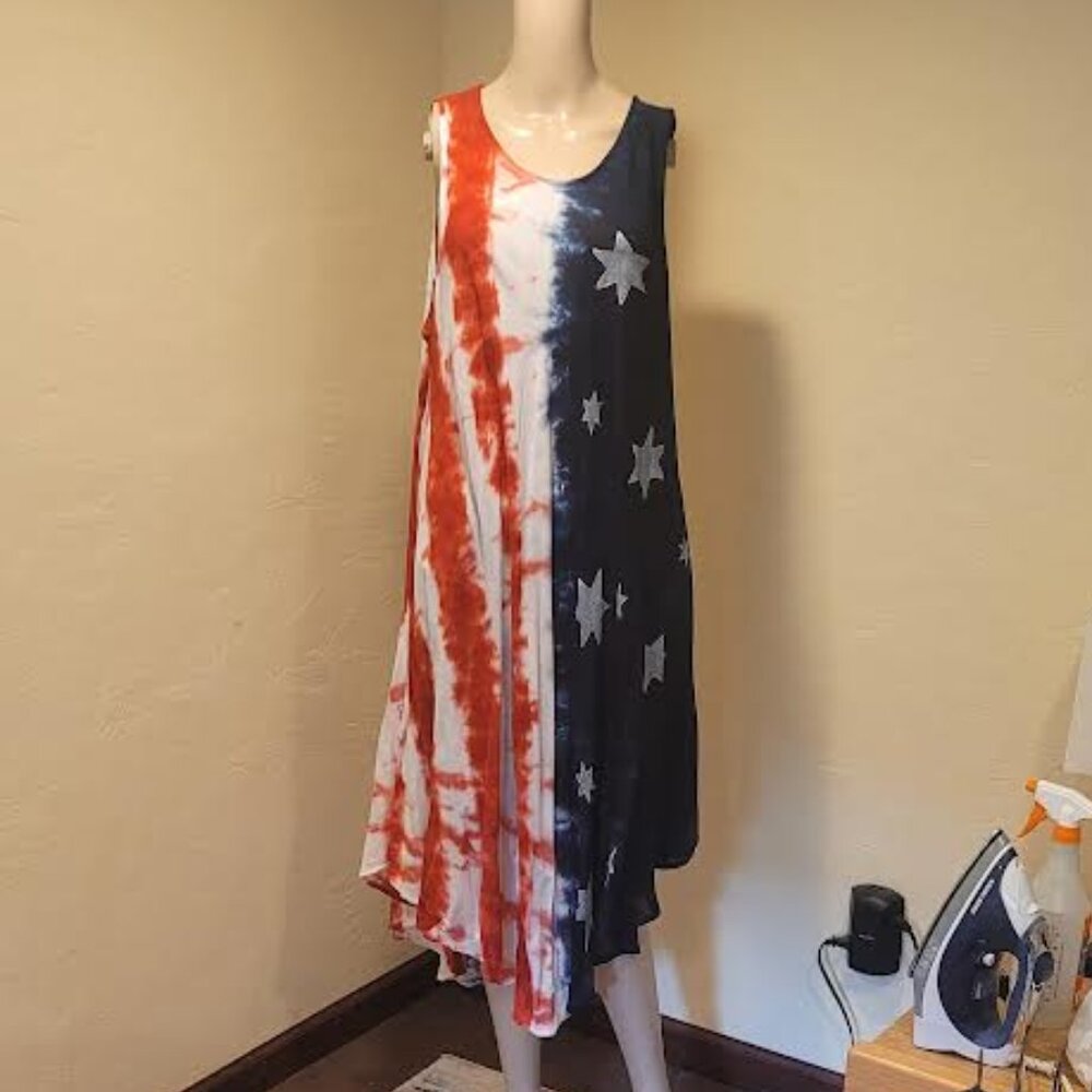NWT Exist lightweight loose flowy sundress, perfect for the 4th of July!